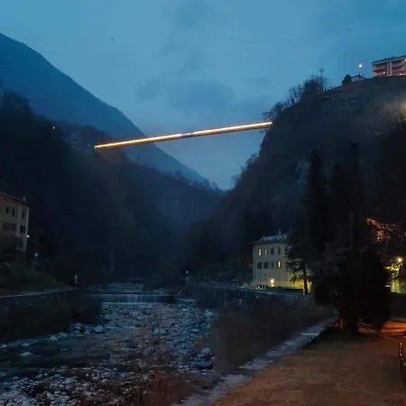 Dietro L'angolo * Sondrio